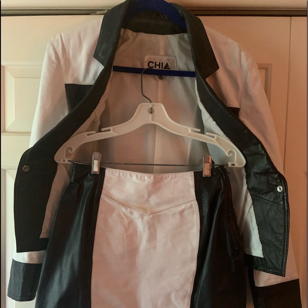 CLASSIC 2PIECE LEATHER SUIT - Picture 7 of 8